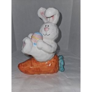 Dan Dee 6.5” Iridescent White Ceramic Easter Bunny Holding Egg Sitting On Carrot